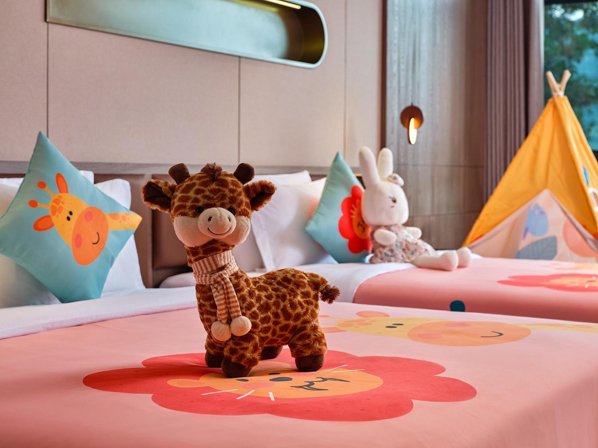 Zhangjiajie Utopia Hotel--Free One Way Pick Up Service Over 2 Nights מראה חיצוני תמונה