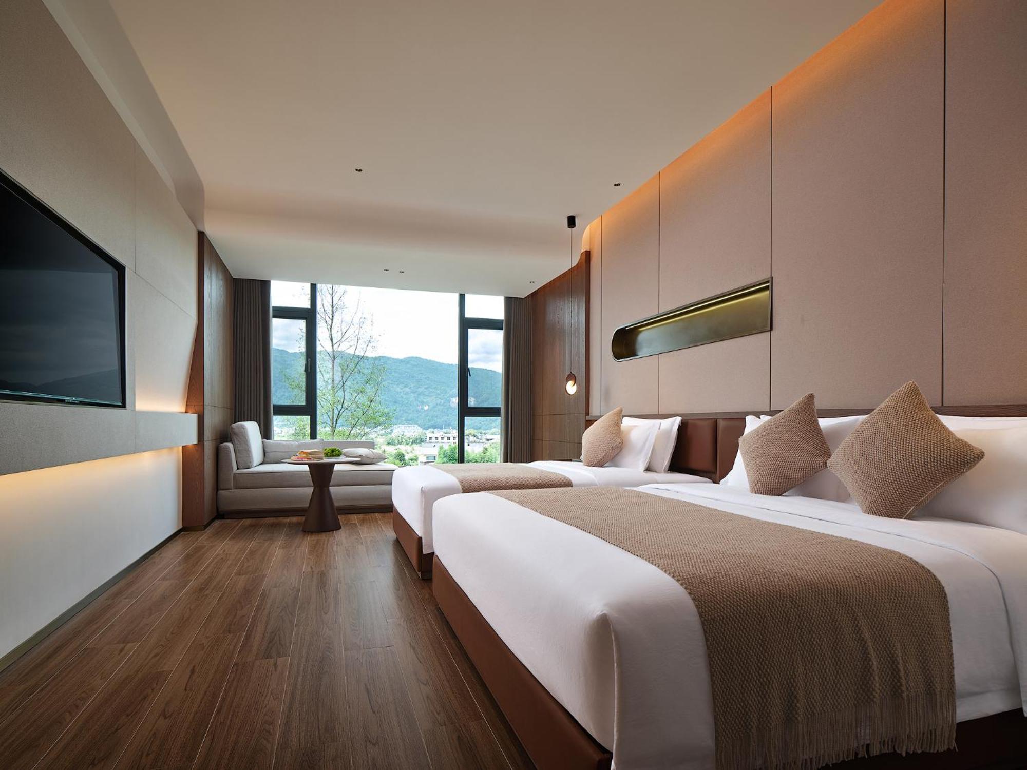 Zhangjiajie Utopia Hotel--Free One Way Pick Up Service Over 2 Nights מראה חיצוני תמונה